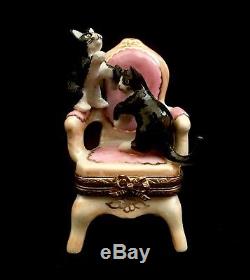 Rochard Limoges France Peint Main Trinket Box withPlayful Kittens on a Chair