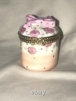Rochard Limoges Hand Painted Porcelain Jewel box with Dangling Pink Heart