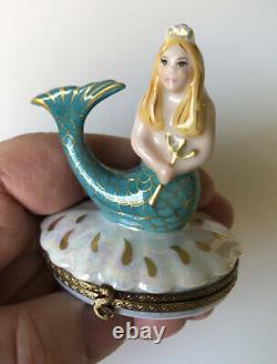 SALE! Mermaid (Clam Shell) Limoges Trinket Box with Seahorse Clasp & Pearl Inside