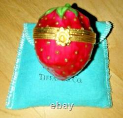 TIFFANY & CO Limoges France Peint Mein STRAWBERRY Trinket / Ring Box withBag