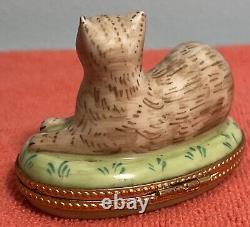 TIFFANY & Co. LIMOGES FRANCE CAT TRINKET BOX PEINT MAIN HAND PAINTED