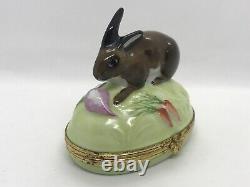TIFFANY Limoges France Peint Main Bunny Rabbit w Carrot Porcelain Trinket Box