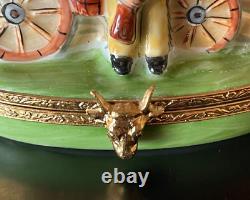 Very Rare Artoria Limoges Hand Painted Porcelain Trinket Box Conestoga Wagon