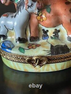 Very Rare Limoges Hand Painted Porcelain Trinket Box Two Donkeys In Love