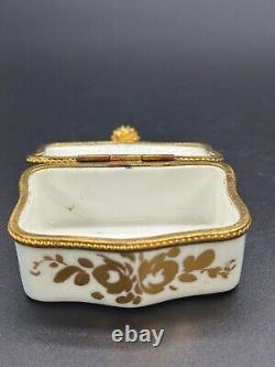 Very small Antique Limoges Trinked box. Hand Painted