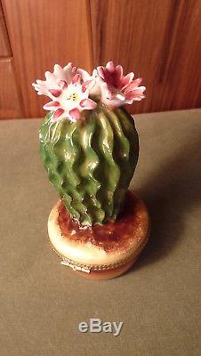 Vintage Hand-painted Blooming Pink Cactus Flower Rochard Limoges Trinket Box