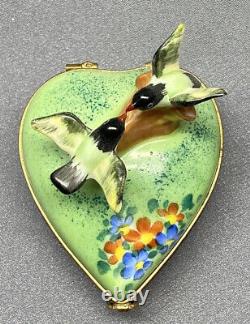 Vintage Jacques Limoges Peint Main Limited Edition Love Bird Kissing Trinket Box