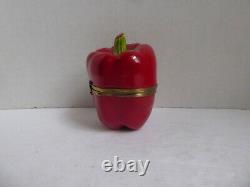 Vintage Large Red Bell Pepper Rochard Peint Main Limoges France Box Bee Clasp