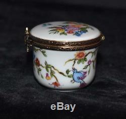 Vintage Limoges Peint Main Oval Trinket Box-Birds on Vine -2.5L -Excellent