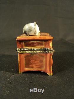 WONDERFUL LIMOGES PORC. LTD. ED. TRINKET BOX BROWN 3-DRAWER CHEST with CAT & BOOK